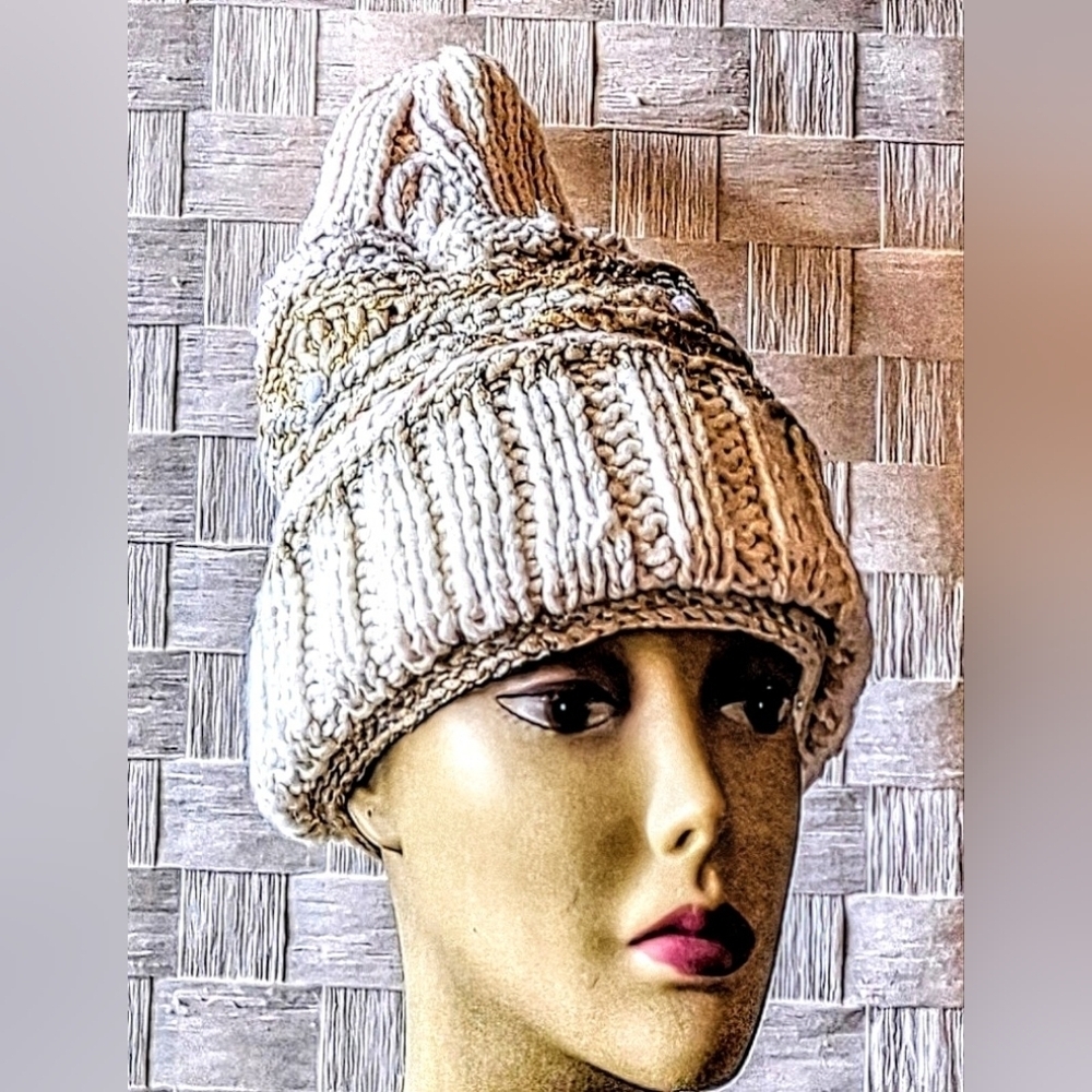 NWT Artisanal Cashmere Blend Monochromatic Beanie - Picture 2 of 11